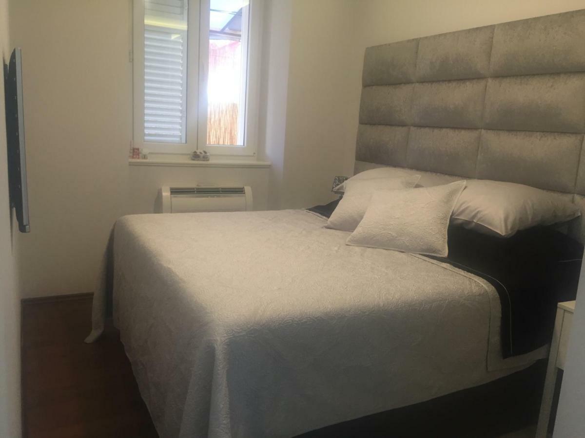 Touched Vip Zadar Apartment Ngoại thất bức ảnh
