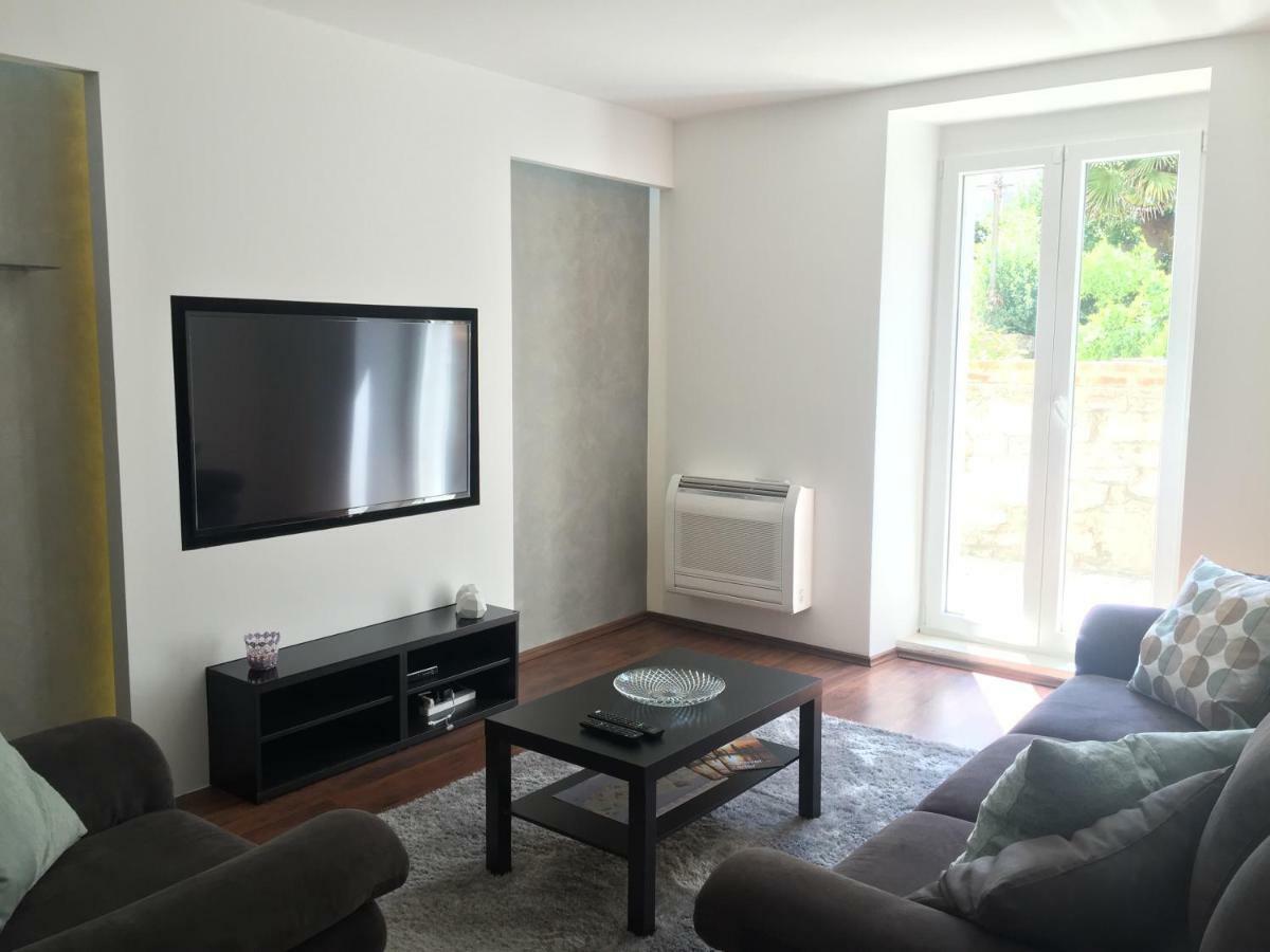Touched Vip Zadar Apartment Ngoại thất bức ảnh